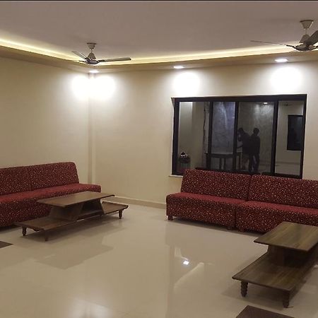 Hotel Shehnai Garden Khurai Ngoại thất bức ảnh